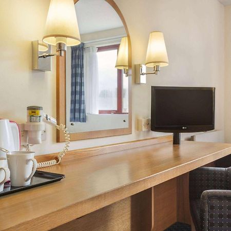 Days Inn Магор Экстерьер фото