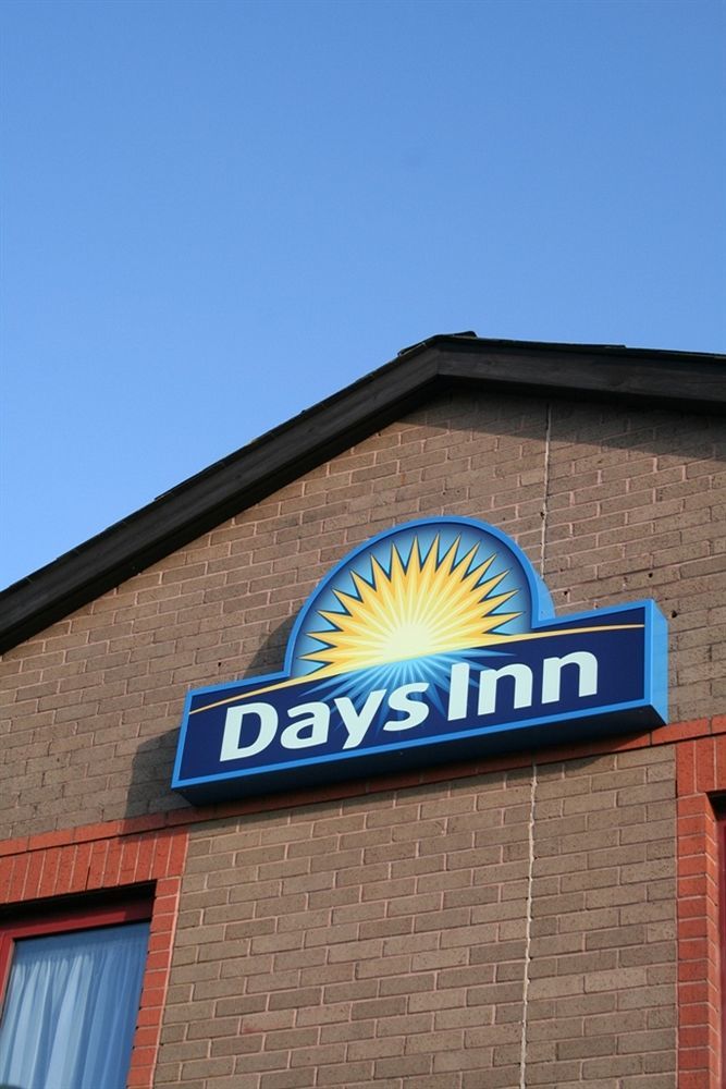 Days Inn Магор Экстерьер фото